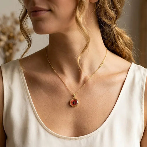 American Vintage Poppy Necklace — Exquisite & Petite, Minimalist Style